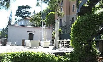 Villa Nina Relais Boutique B&B Carate Urio 3*,
