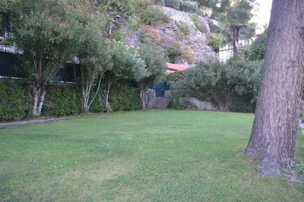 Villa Nina Relais Boutique B&B Carate Urio Italy